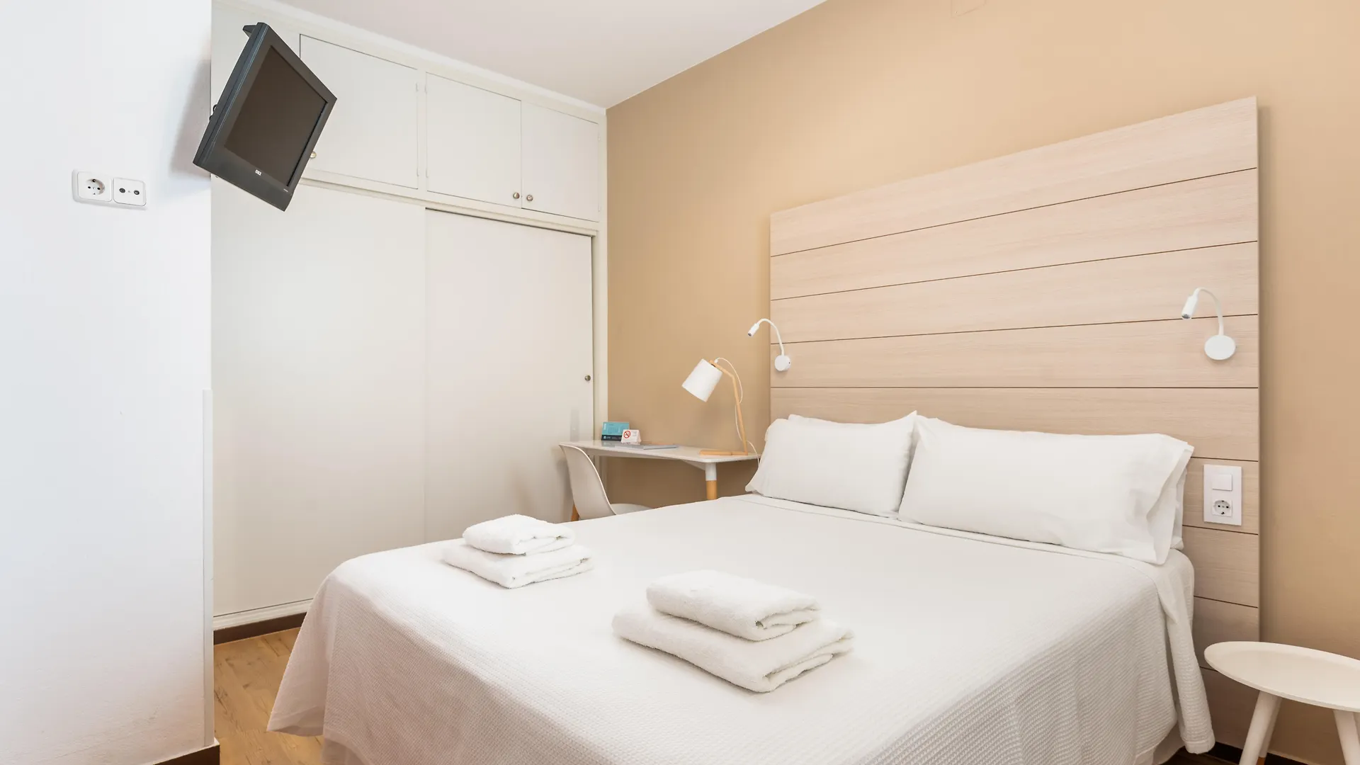 Hostal Jume - Urban Rooms Maó Gasthof