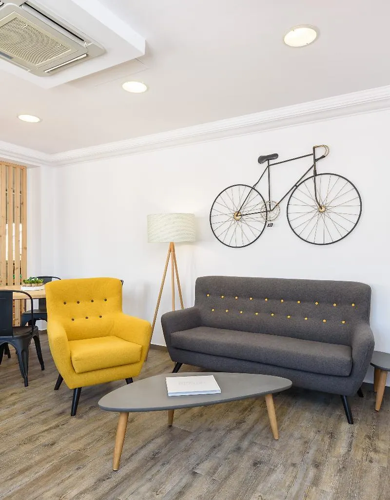 Hostal Jume - Urban Rooms Maó Spanien
